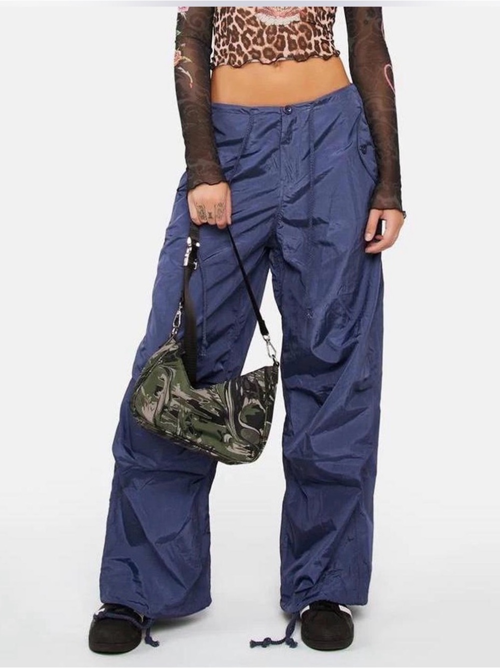 EDIKTED Navy Rian Nylon Cargo parachute Pants xs/s